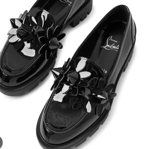Christian LouboutinThe Daisy spikes loafer